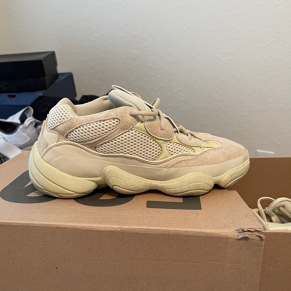Yeezy 500 Super Moon Yellow size 12